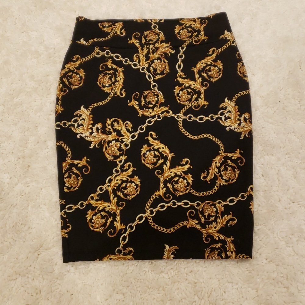 Thalia Sodi pencil skirt
